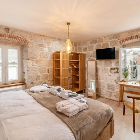 Seaside House Kastel Novi, - 23126 Σπίτι διακοπών *